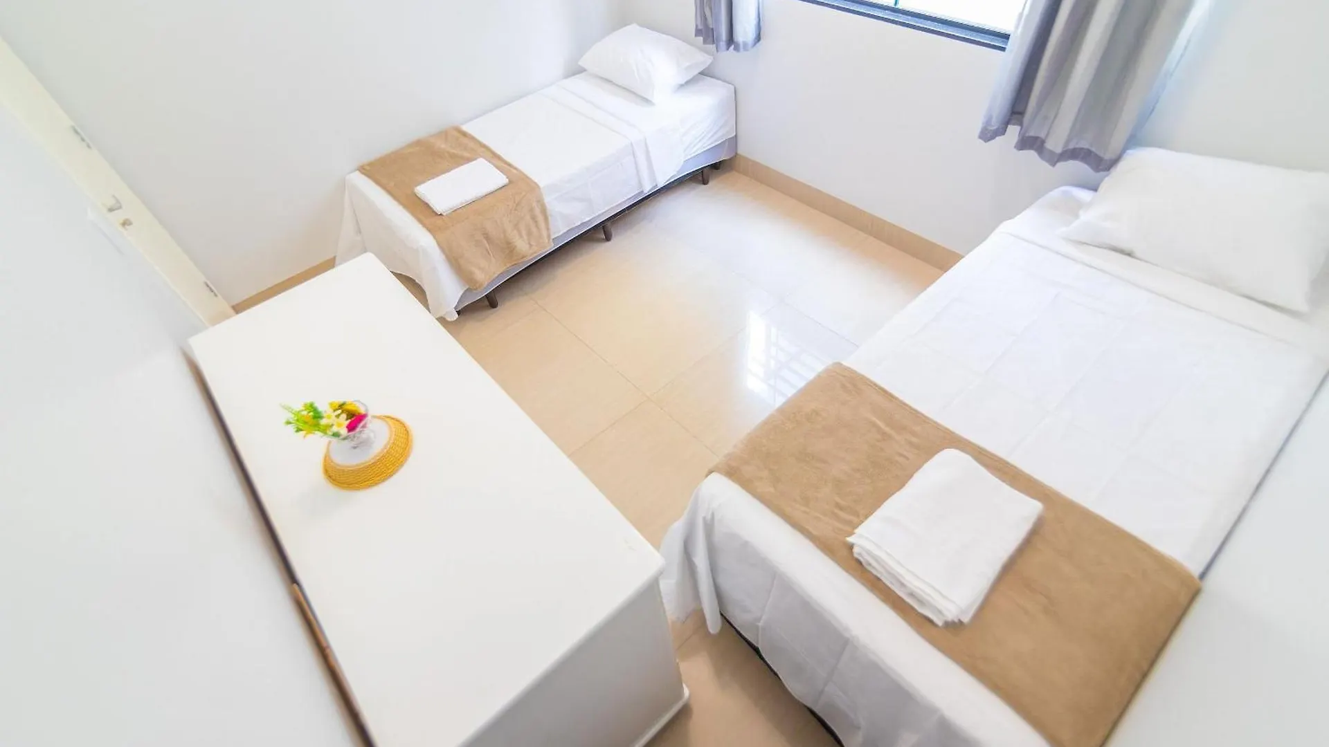 Villa Refugio Familiar: Piscina Quente, Prainha E Wi-Fi à Caldas Novas Hébergement de vacances